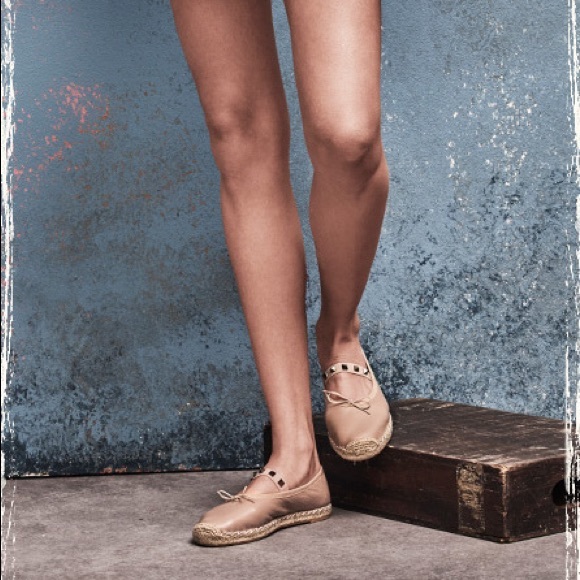 Valentino Garavani Rockstud Espadrille New - Picture 2 of 8